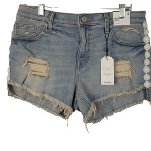 Express NWT Light Wash Destroyed Flower Trim Cutoff Shorts Size 8